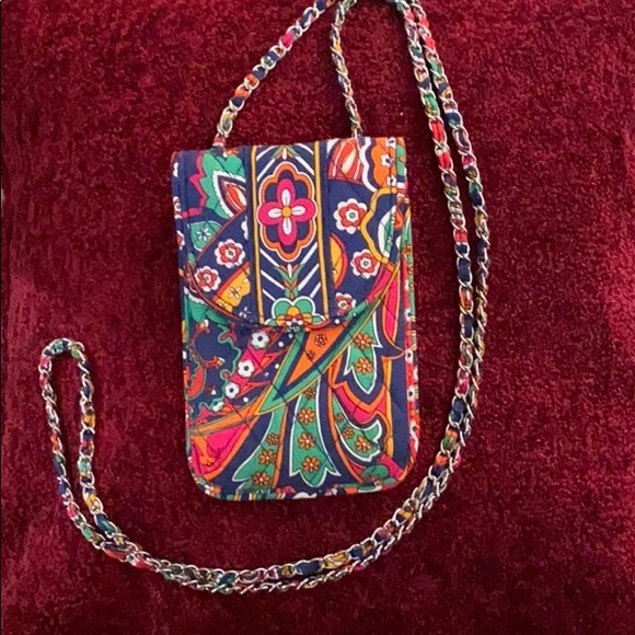 COPY - VERA BRADLEY cellphone crossbody - Picture 1 of 5